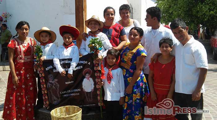 Celebran en Juchitán “la xvi Edición de la vela de los niños, Guendaliza´sti Xcuiidi” – Noticias del Istmo, Oaxaca Celebran en Juchitán “la xvi Edición de la vela de los niños, Guendaliza´sti Xcuiidi” – Noticias del Istmo, Oaxaca