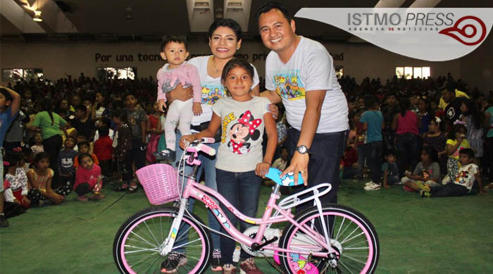 06 Ene DIF día de reyes5