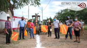 Banderazo de obra Juchitán1