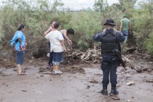 Foto 2. El 20 de julio del 2014 familias de personas desaparecidas encontraron cinco cuerpos en fosas clandestinas. Crédito_ Luis Brito