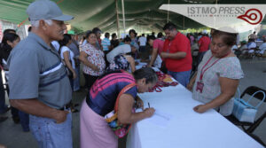 Zapotecas de Oaxaca denuncian a eolíca2