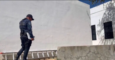 Mueren dos niñas haitianas tras caer en una fosa séptica del albergue del DIF Oaxaca Mueren dos niñas haitianas tras caer en una fosa séptica del albergue del DIF Oaxaca