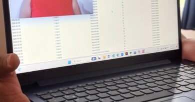 Estudiantes de Oaxaca inventan pulsera antiansiedad y localizador de personas con el que aspiran ganar concurso en España Estudiantes de Oaxaca inventan pulsera antiansiedad y localizador de personas con el que aspiran ganar concurso en España