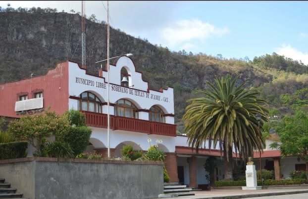 Prohíben venta y promoción de bebidas energizantes en municipio zapoteca de Oaxaca