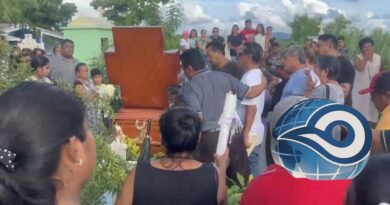 Despiden con música y flores al periodista oaxaqueño, Hamurabi Huesca Manzano